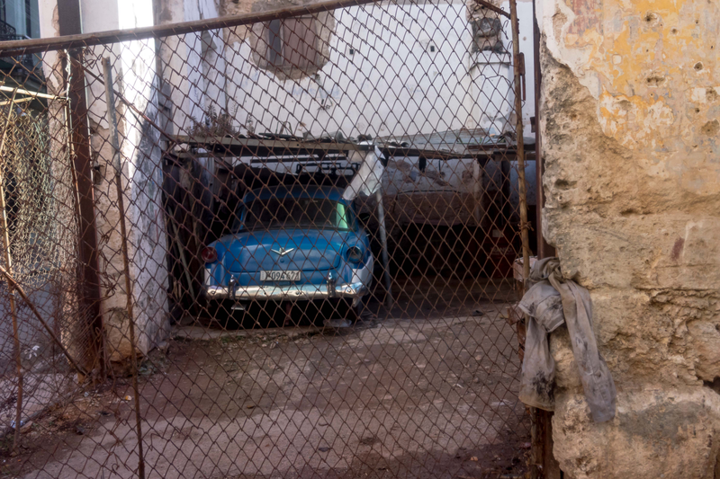 Illustration for article titled Here's What Cuba's Car Scene Looks Like In 2017